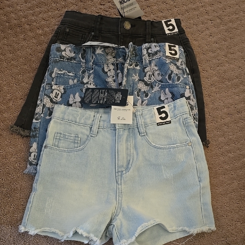 Girls Siz 5 Denim Shorts And Skirt